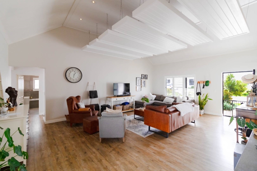 3 Bedroom Property for Sale in Westcliff Western Cape